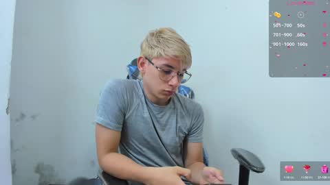 Snapshot of joseph_brown_ chatting on December 2024 11:44:01 AM JOSEPH BROWN online show from December 2024 11:44:01 AM