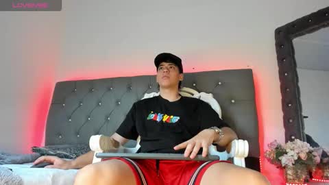 Snapshot of joseph_clark_ chatting on September 2025 07:26:01 PM Joseph Clark online show from September 2025 07:26:01 PM