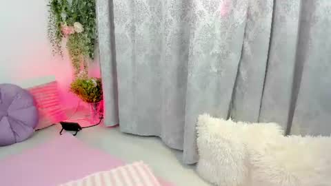 Snapshot of josephinemoon chatting on July 2026 02:10:01 PM Josephine online show from July 2026 02:10:01 PM