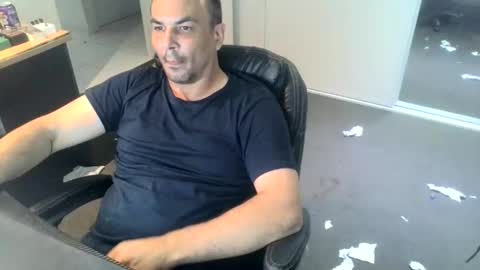 josh_aus333 online show from January 2026 03:38:01 PM