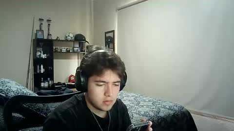 Snapshot of josh_fucks420 chatting on October 2025 07:03:02 PM Josh online show from October 2025 07:03:02 PM