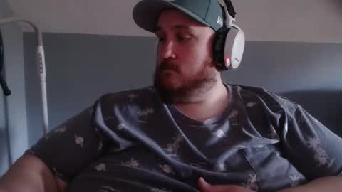 joshc627 online show from April 2026 09:24:01 PM