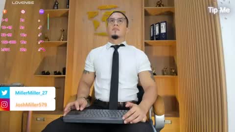 Snapshot of joshmiller___ chatting on July 2026 11:52:02 AM joshmiller___ online show from July 2026 11:52:02 AM