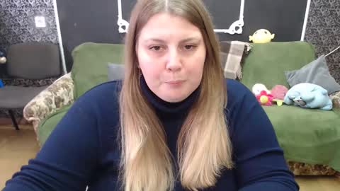 josiesun771 online show from February 2025 10:51:01 AM