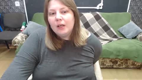 Snapshot of josiesun771 chatting on March 2026 06:25:02 AM josiesun771 online show from March 2026 06:25:02 AM