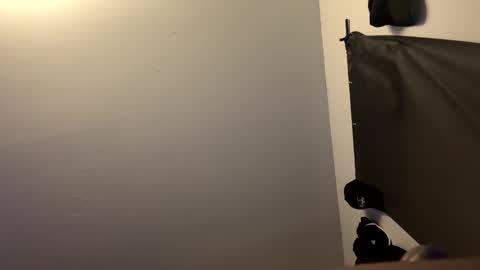 josue2026330267 online show from April 2026 10:40:02 PM