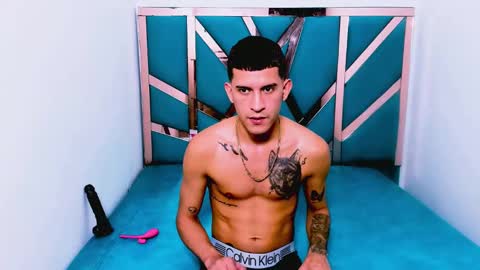 josue_linares online show from September 2025 02:48:02 AM