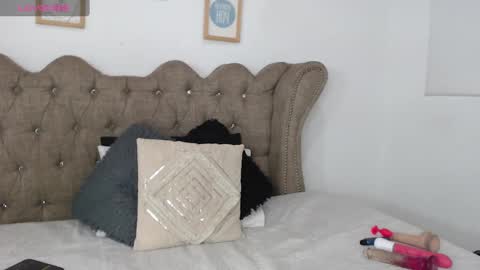 joy__smiht online show from December 2024 12:44:02 PM