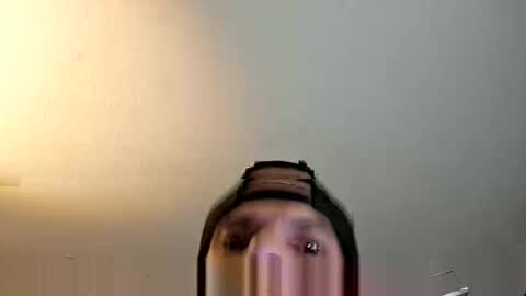 dLowfrk online show from October 2025 09:31:01 AM