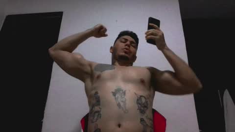 Snapshot of jq401055 chatting on January 2025 10:19:01 PM Jaxxx67 online show from January 2025 10:19:01 PM