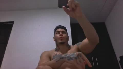 Snapshot of jq401055 chatting on January 2025 11:26:01 PM Jaxxx67 online show from January 2025 11:26:01 PM