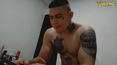 Snapshot of jq401055 chatting on February 2026 04:05:02 PM Jaxxx67 online show from February 2026 04:05:02 PM