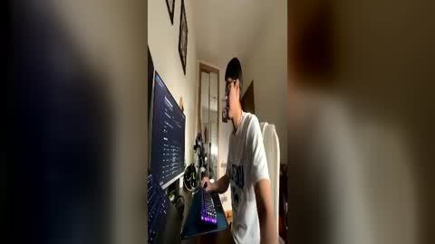 jrweedman77 online show from July 2026 07:58:02 AM