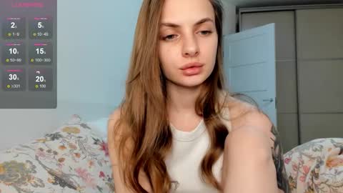 Julia and Julia online show from November 2025 06:27:01 AM