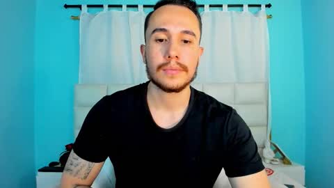 Juan online show from December 2025 01:12:02 AM