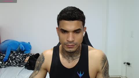 juan_gomez_1 online show from May 2026 11:10:02 PM