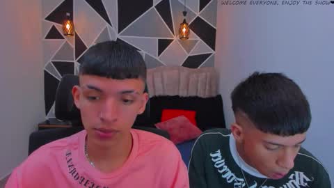 JuanSteven online show from November 2025 04:04:01 AM