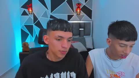 JuanSteven online show from March 2026 03:33:02 AM