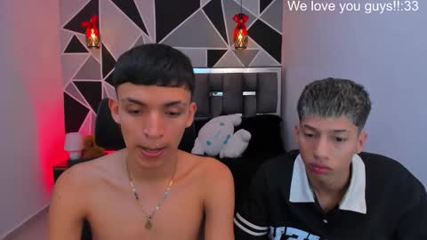 Snapshot of juan_nd_steven chatting on June 2026 06:52:02 AM JuanSteven online show from June 2026 06:52:02 AM