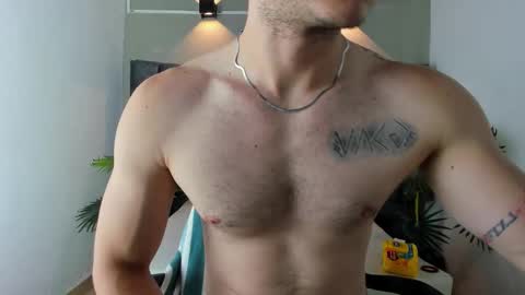 JUAN online show from November 2025 04:57:01 AM