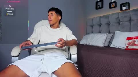 Juan online show from September 2025 12:10:01 PM