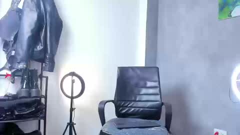 Juan Esteban online show from March 2026 03:37:02 PM