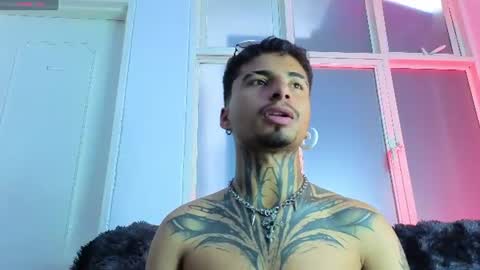 juancamilo66_ online show from July 2026 05:48:02 PM