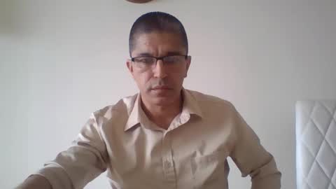 juanearth1 online show from February 2026 06:59:01 PM