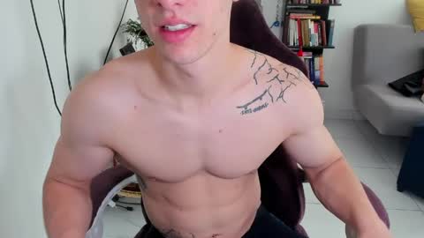 JUANISIMO  online show from April 2026 06:42:02 PM