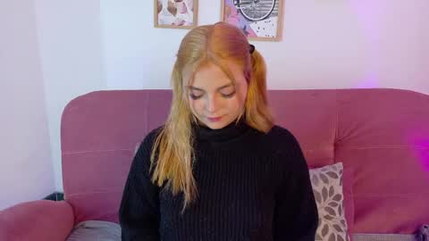 Snapshot of juanita_owens chatting on June 2026 11:54:01 AM juanita_owens online show from June 2026 11:54:01 AM