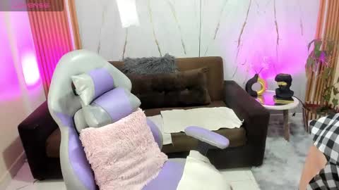 juanitarubia online show from October 2025 07:36:02 PM