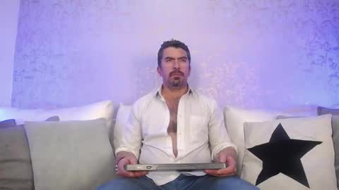 Juan k online show from January 2026 01:15:01 PM