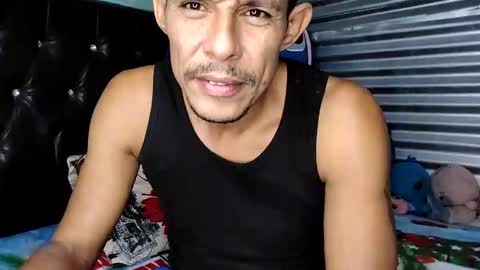 juanmauri22 online show from January 2026 03:38:01 PM