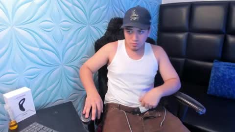 JUAN  online show from April 2026 06:44:02 AM