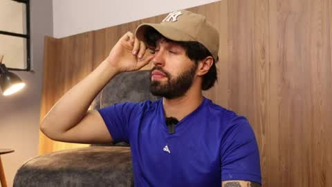 juanmilano online show from May 2026 05:52:01 PM