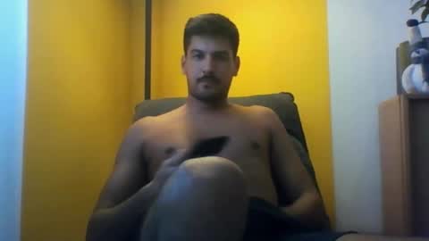 Snapshot of juanmonester chatting on November 2025 03:23:01 PM monester24 online show from November 2025 03:23:01 PM