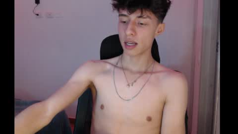 juanmres online show from November 2025 07:00:02 AM