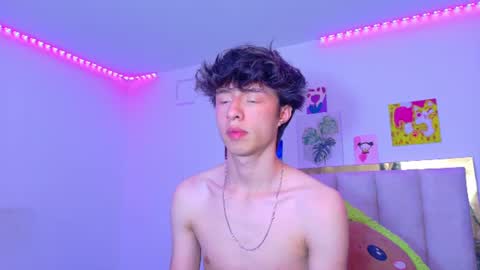 juanmres online show from June 2026 08:37:02 PM