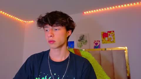 juanmres online show from July 2026 07:19:02 PM