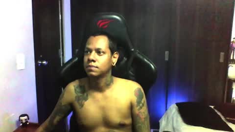 juanpt69 online show from January 2025 10:11:02 PM