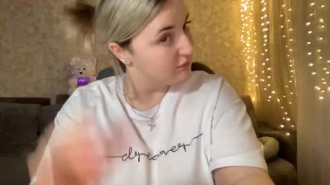 JudeValenti online show from December 2025 05:20:02 PM