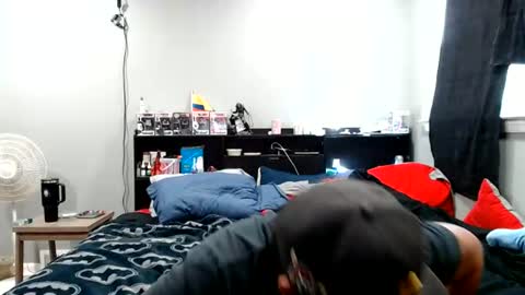 Juiceepawwg420 online show from June 2026 01:03:02 PM