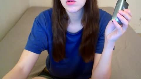 JuiceTalia online show from November 2025 07:42:01 AM