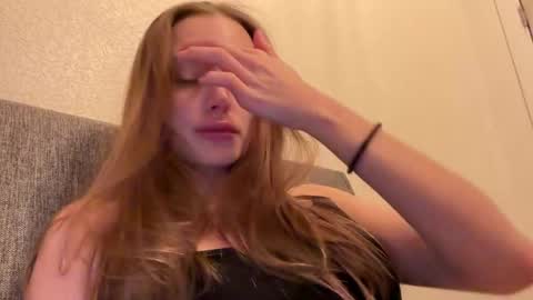 Snapshot of juicy_angels chatting on June 2026 08:42:01 PM alexa online show from June 2026 08:42:01 PM