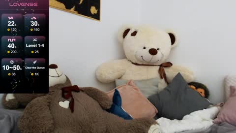 laura online show from December 2024 04:13:02 PM