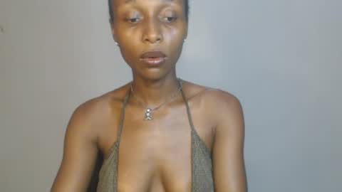 Snapshot of juicy_pinkpussy564197 chatting on April 2026 12:10:02 PM olivia online show from April 2026 12:10:02 PM