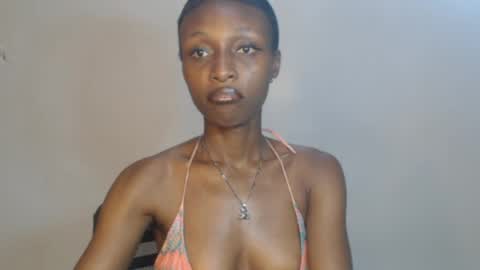 Snapshot of juicy_pinkpussy564197 chatting on May 2026 03:18:02 PM olivia online show from May 2026 03:18:02 PM