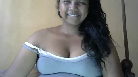 stellah online show from October 2025 11:03:01 AM