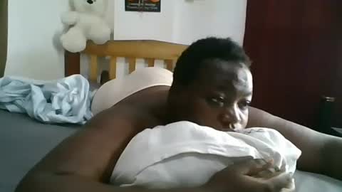 Sweetass online show from November 2025 10:48:02 AM