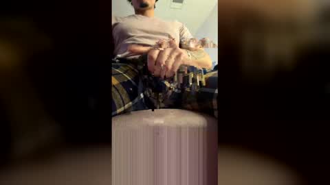 juicyboy97 online show from April 2026 06:27:02 PM